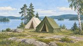 Kuvituksessa on vihreä ja vaalea teltta järven rannalla. Telttojen ympärillä näkyy kalliota, nurmea, mäntyjä ja koivuja, ja taustalla on metsäisiä saaria.